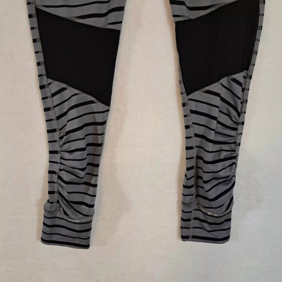 Athleta Running Leggings Black Gray Striped‎ XS Womens Workout Yoga - Picture 6 of 12